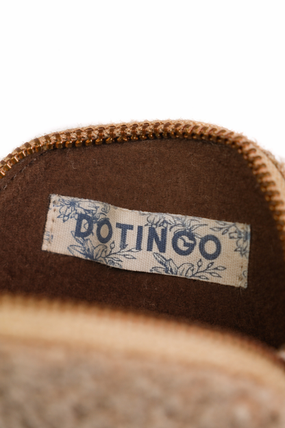 Reinforced tufted poop bag holder (Small)