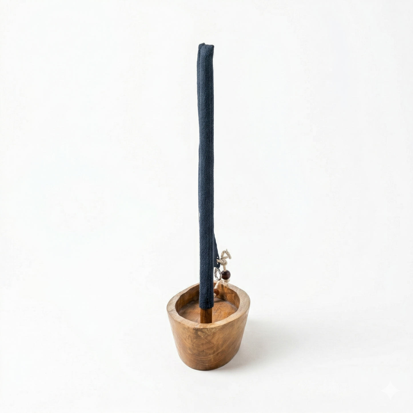 Feng Shui sailing boat (linen blue)