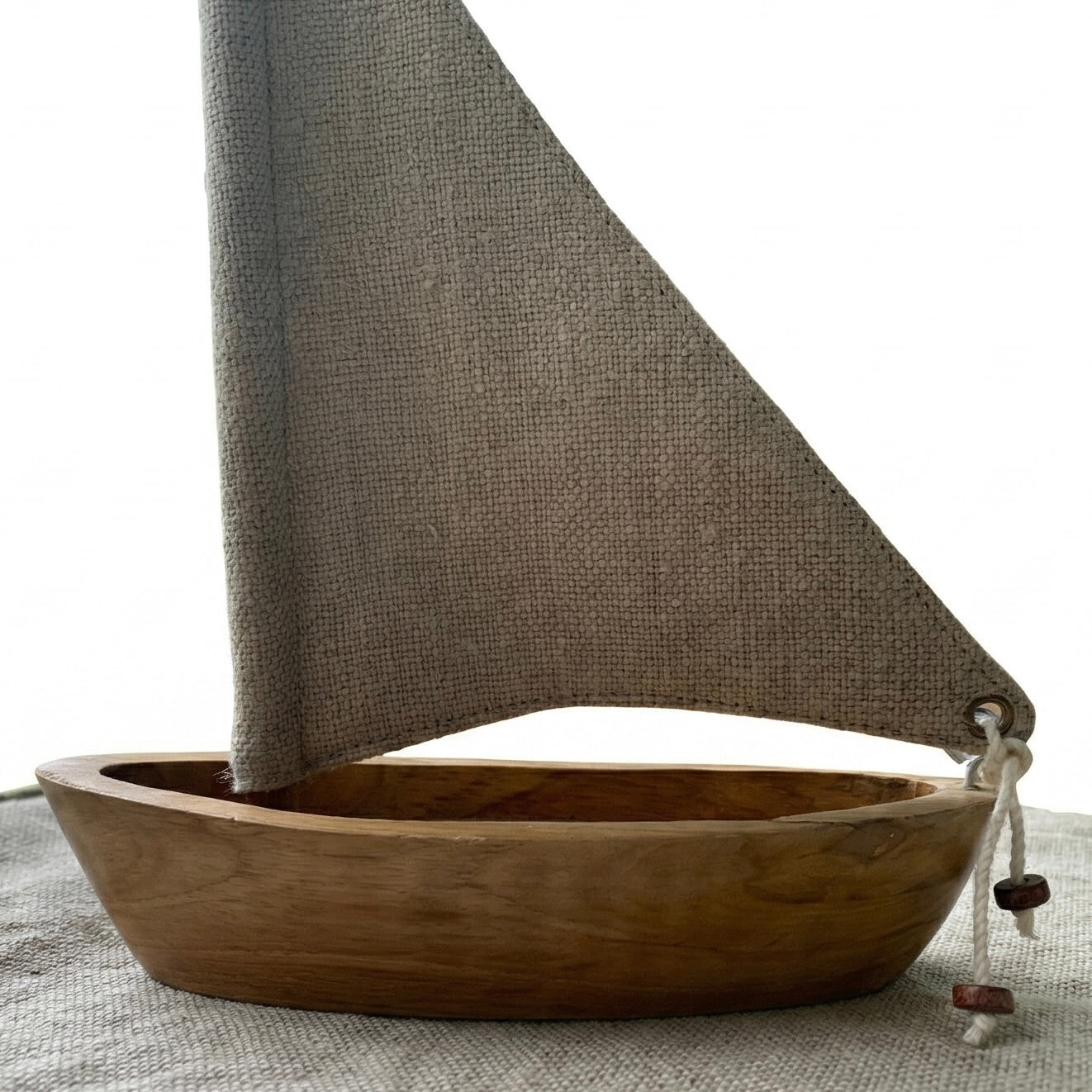 Feng Shui sailing boat (khadi beige)