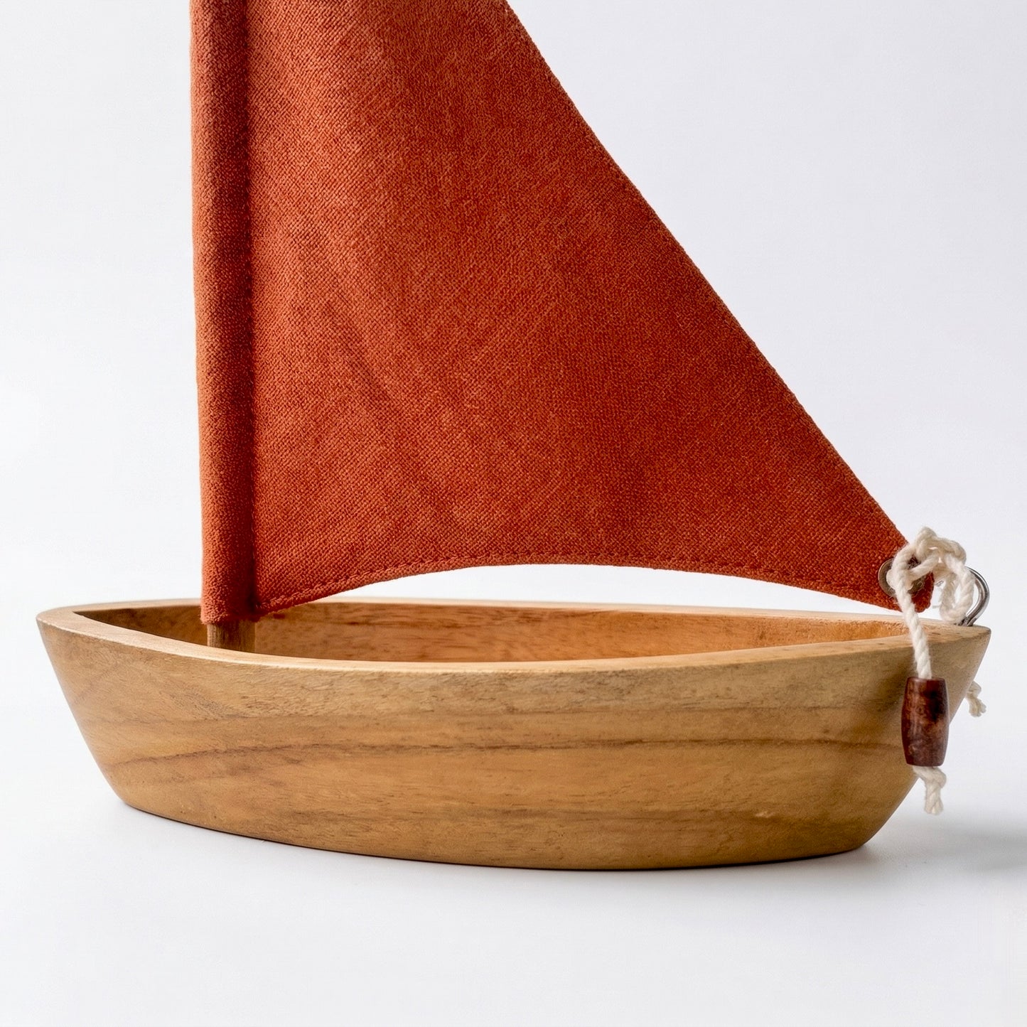 Feng Shui sailing boat (orange rust)