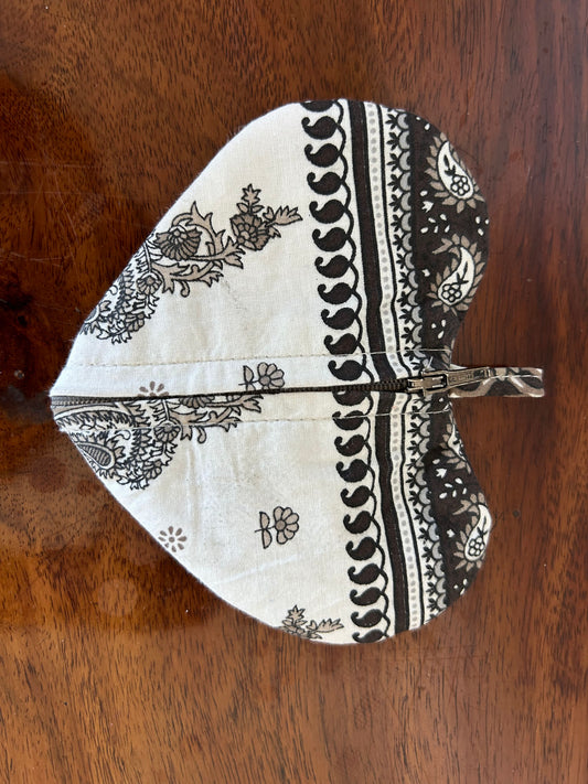 miniature pouch